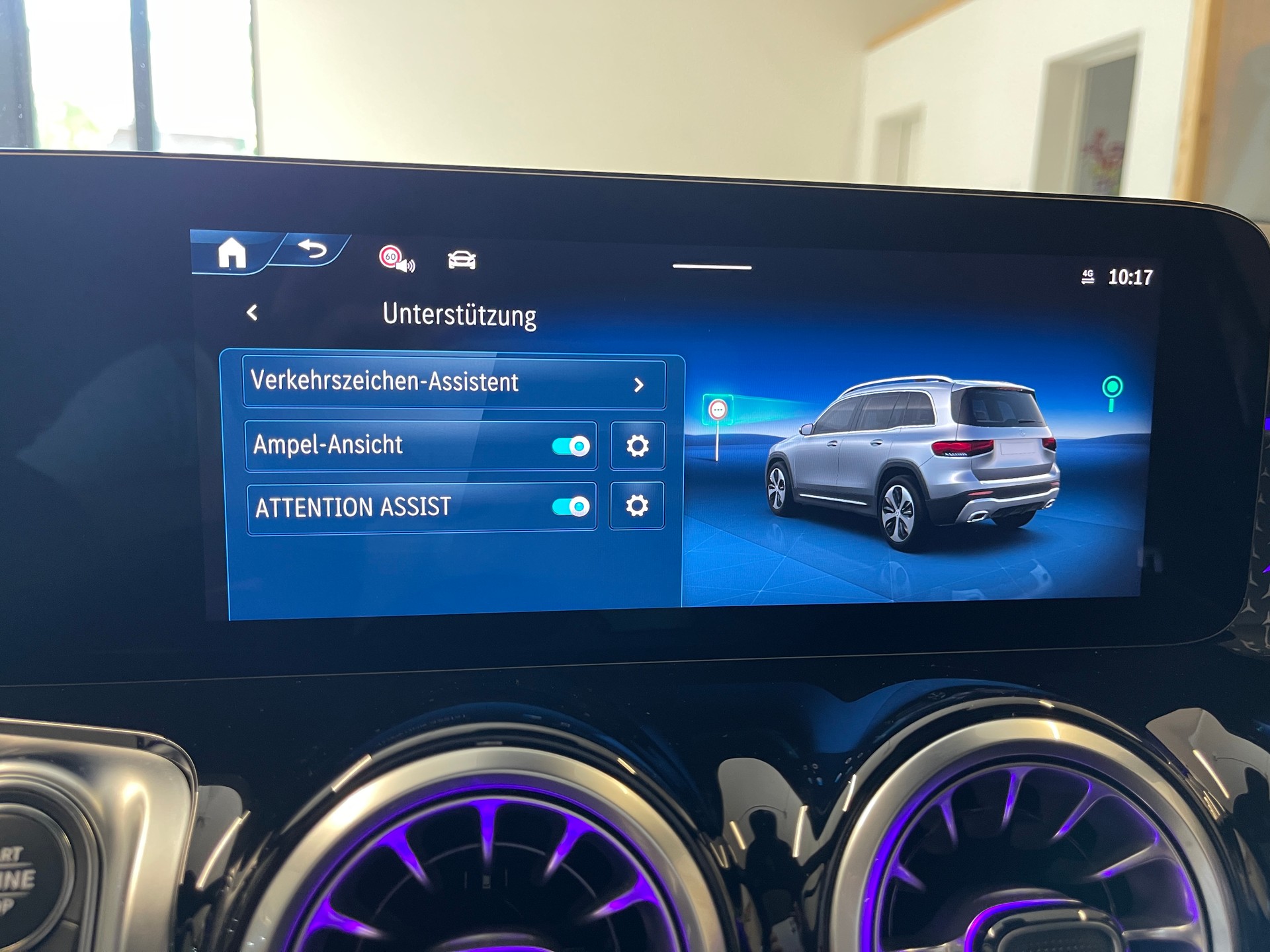 MERCEDES-BENZ GLB 200 d 8G-Tronic *AMG -LINE 7 PLATZ*-image-26