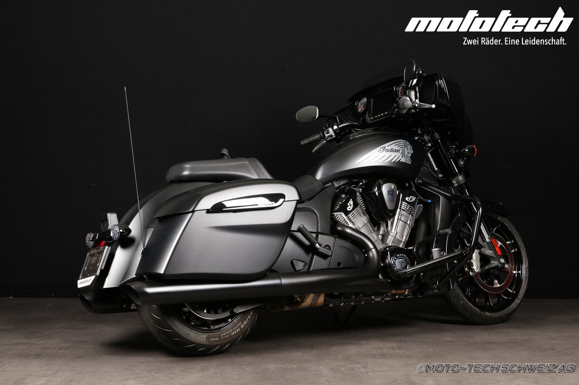 INDIAN Chieftain Power Plus Dark Horse-image-1