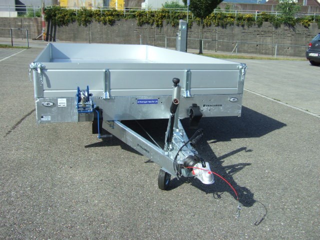 TEMARED Carplatform 4120 3000Kg mit Aluboden und Bordwände-image-10