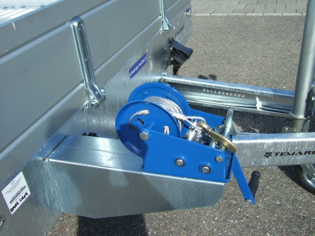 TEMARED Carplatform 4120 3000Kg mit Aluboden und Bordwände-image-6