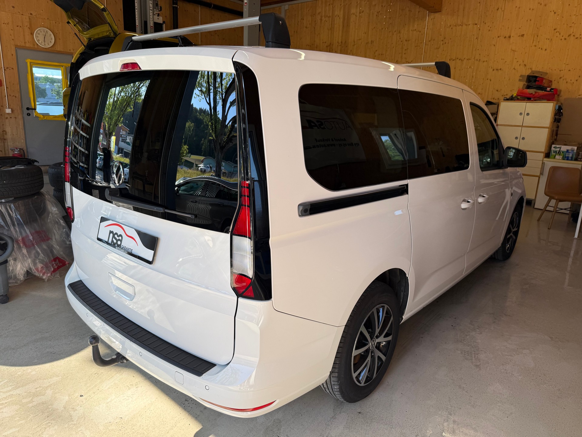 VW Caddy Maxi 2.0 TDI Life DSG-showroom-element-3
