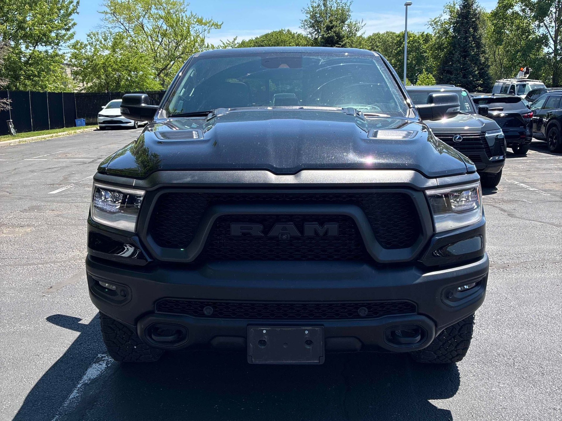 DODGE Ram 1500 5.7 V8 4x4 Rebel 396PS / 3.5T AHK-showroom-element-1