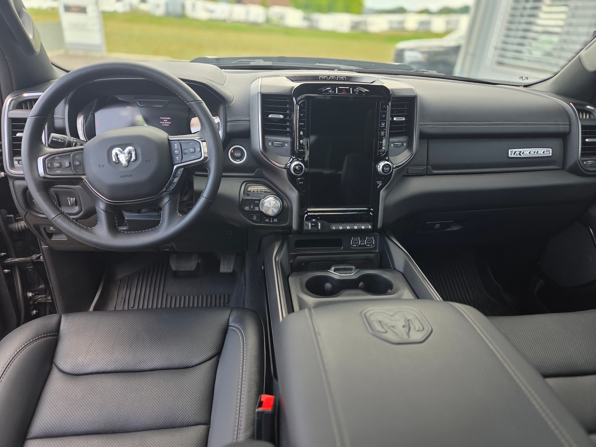 DODGE Ram 1500 5.7 V8 4x4 Rebel 396PS / 3.5T AHK-image-10
