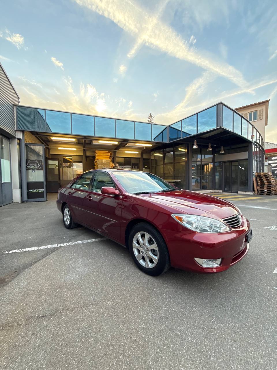 TOYOTA XLE V6 3.0-image-1