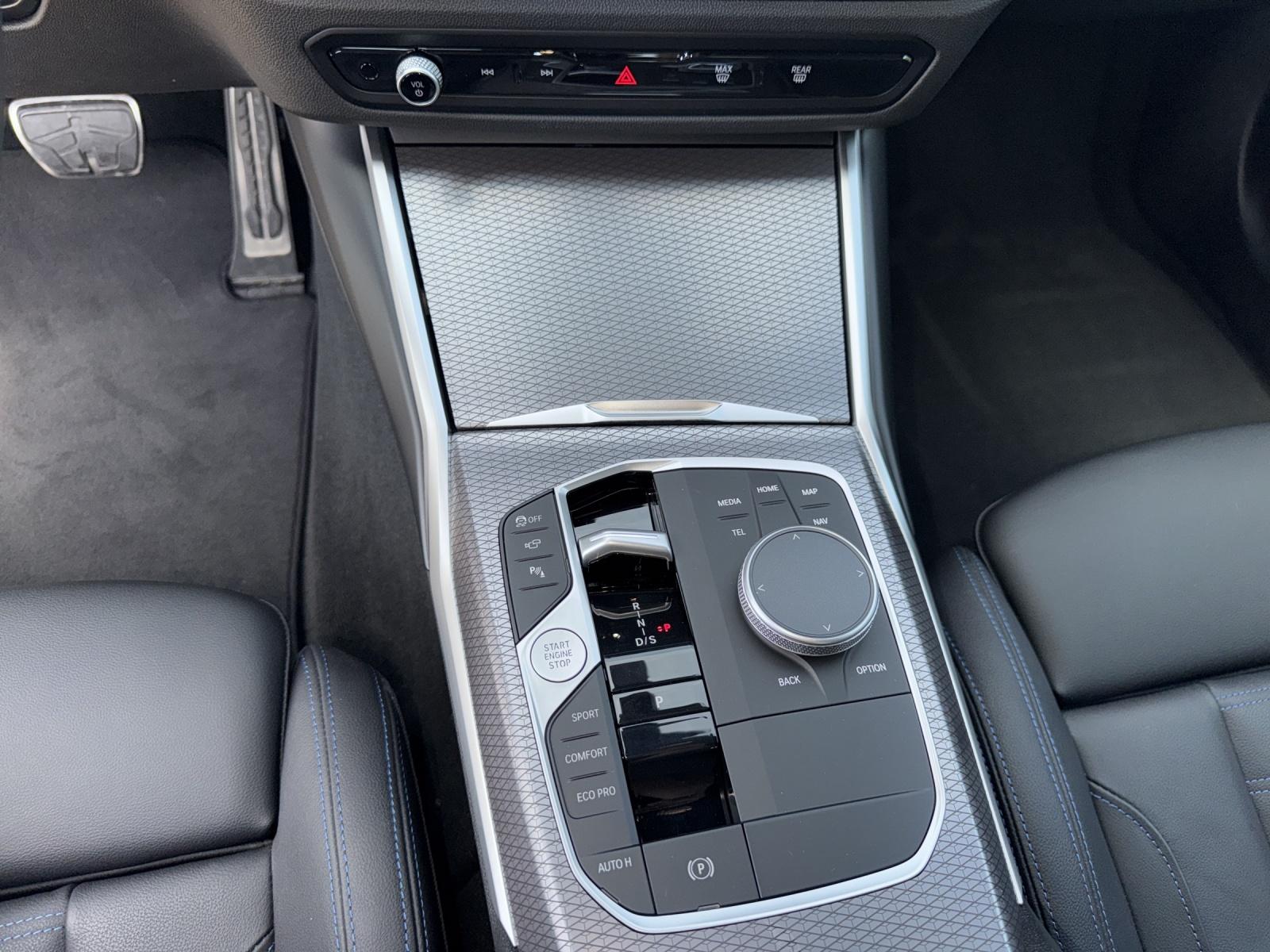 BMW 330d xDrive M Sportpaket-image-13