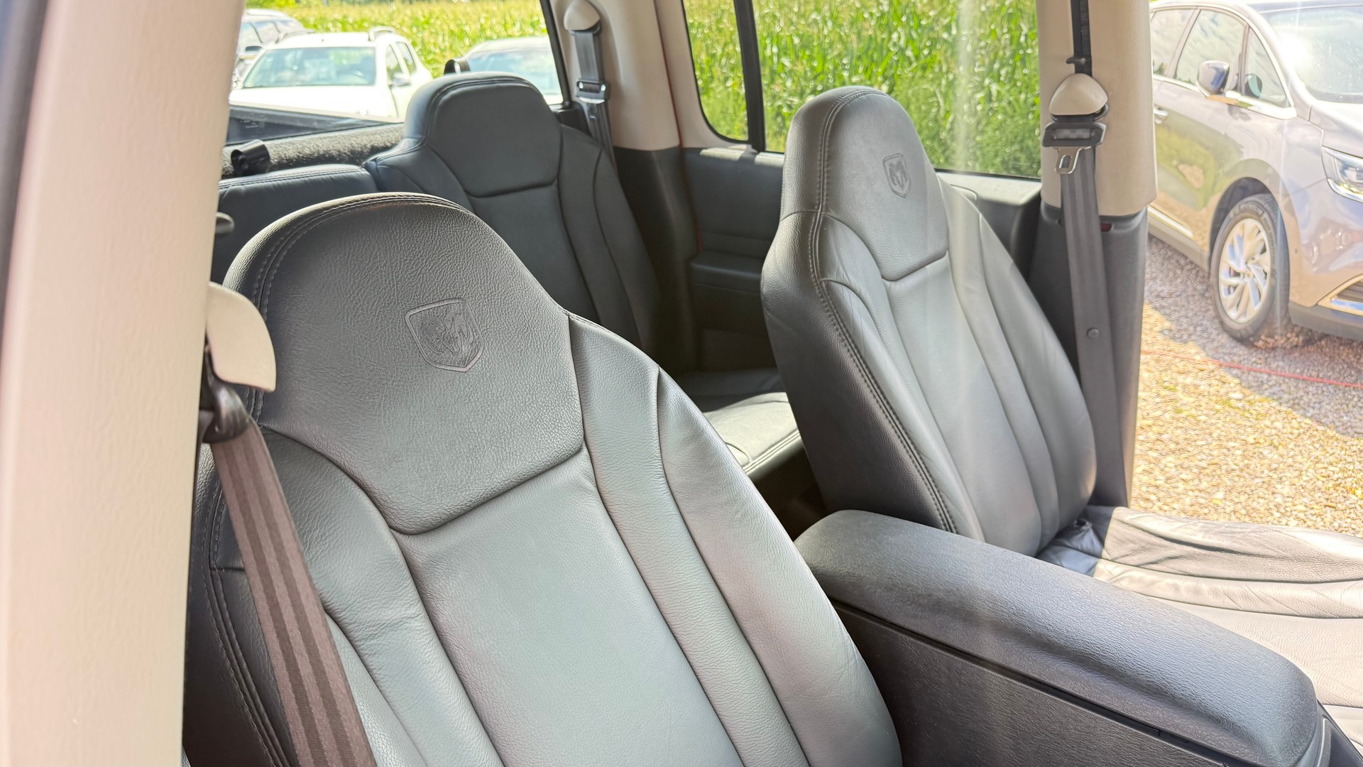 DODGE Dakota 4.7 Pick-up-image-8
