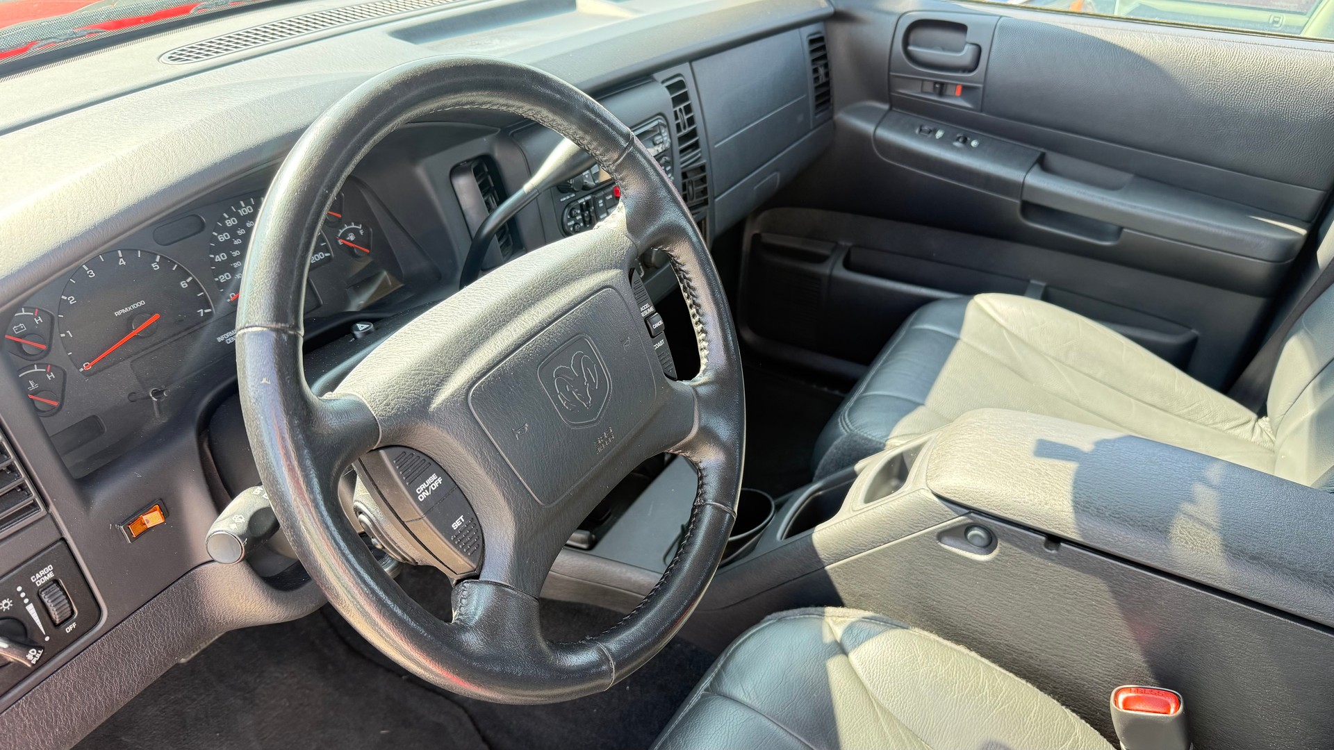 DODGE Dakota 4.7 Pick-up-showroom-element-2