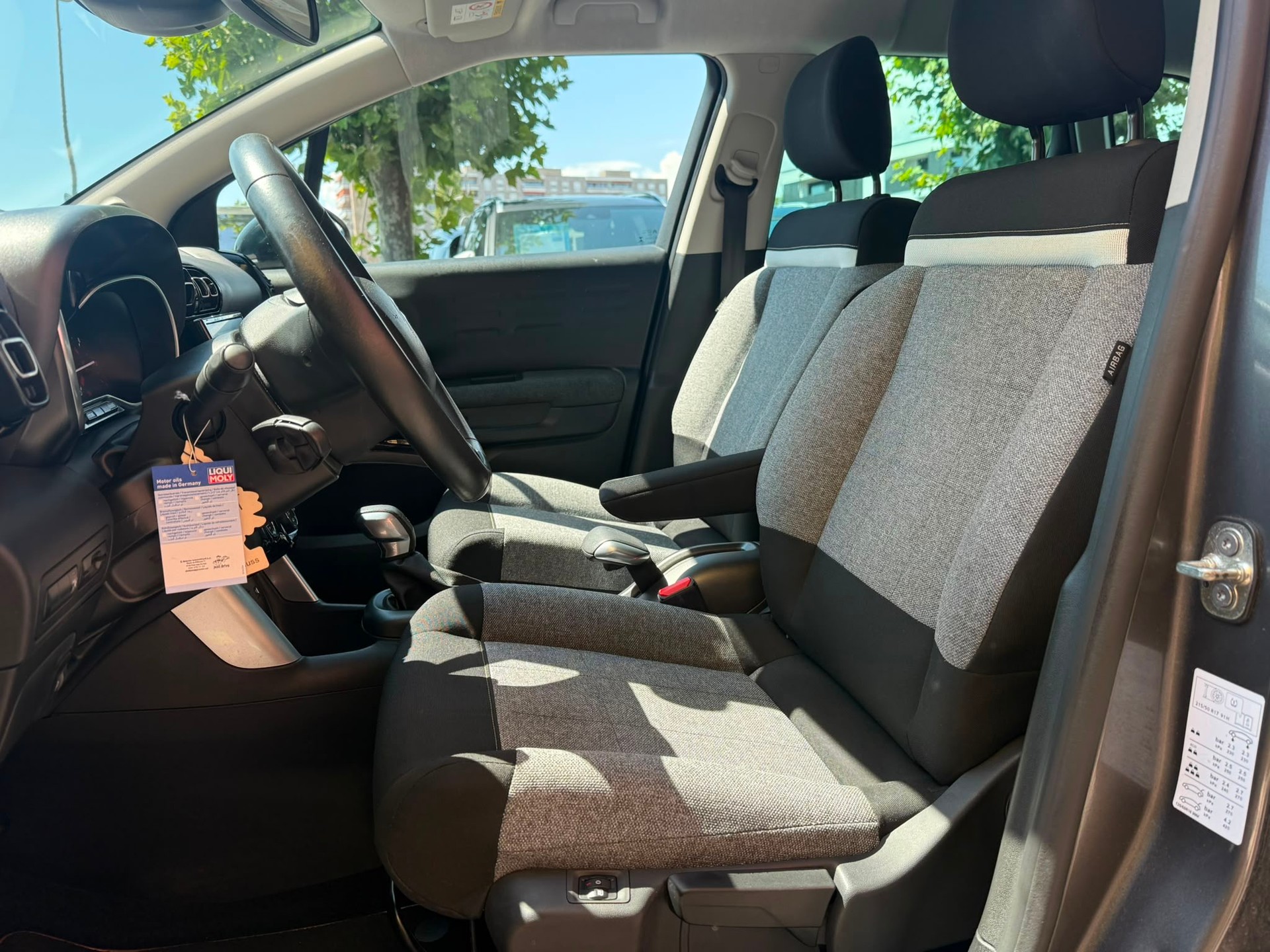 CITROEN C3 Aircross 1.2i PureTech Feel EAT-image-8