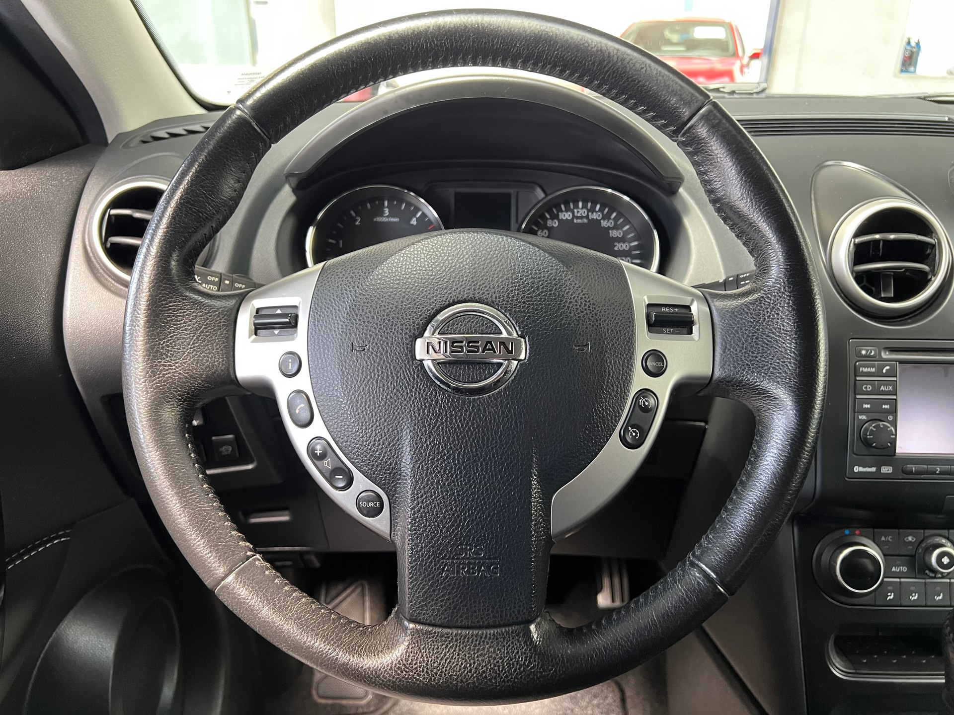 NISSAN Qashqai 1.6 dCi iStop 360-image-7