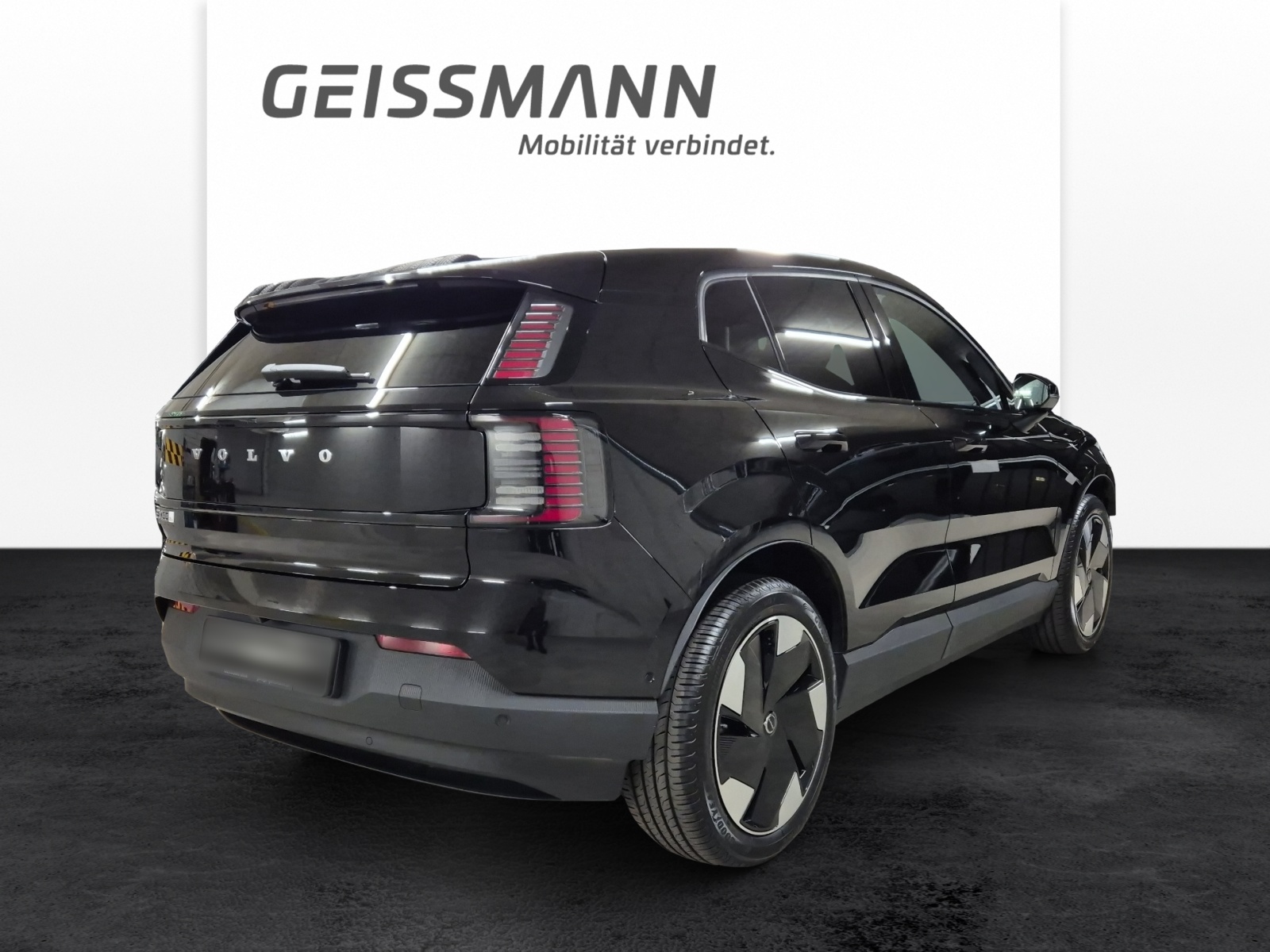 VOLVO EX30 E60 Twin Ultra Performance AWD-image-6