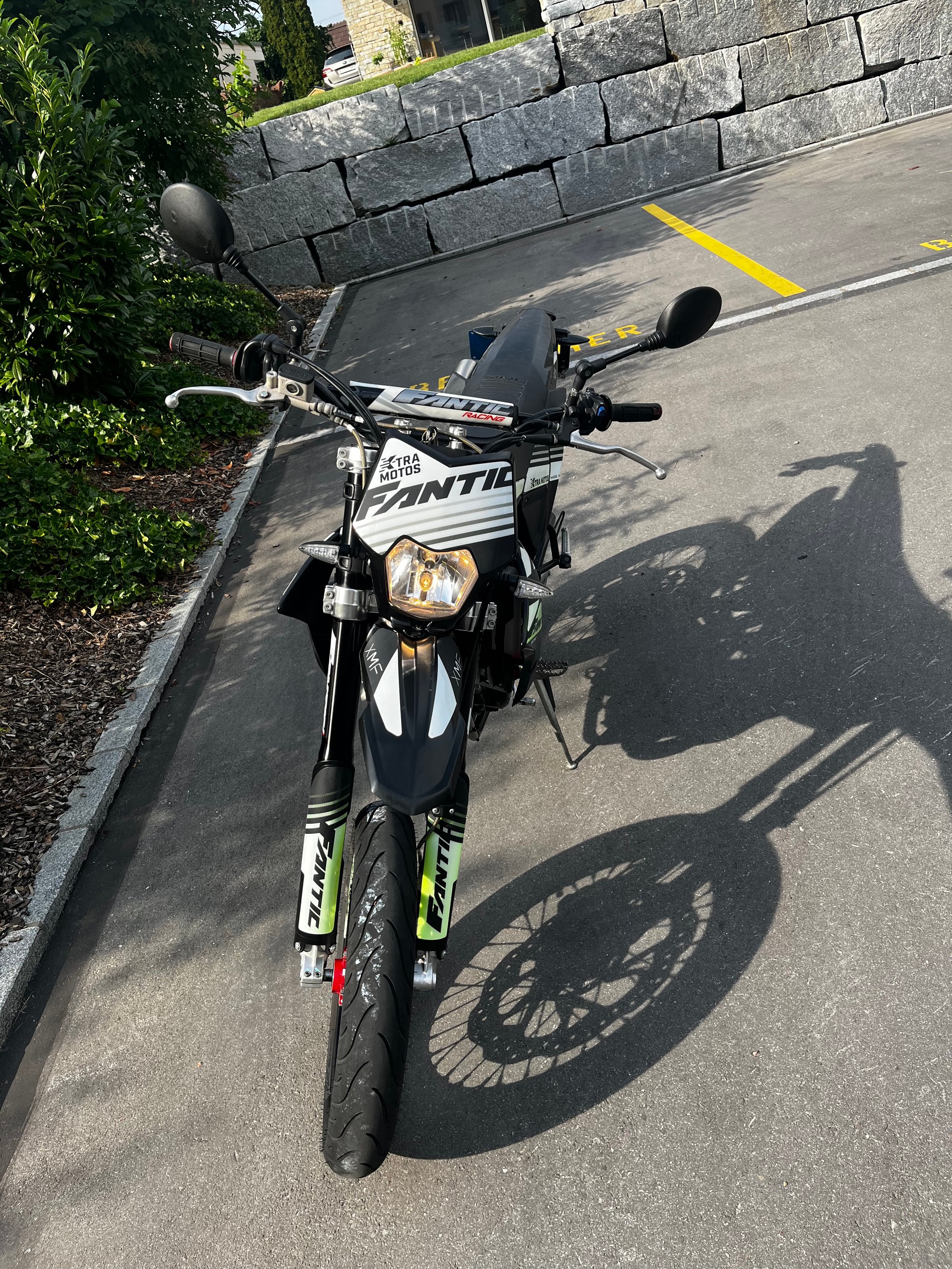 FANTIC XMF 125 Motard-image-1