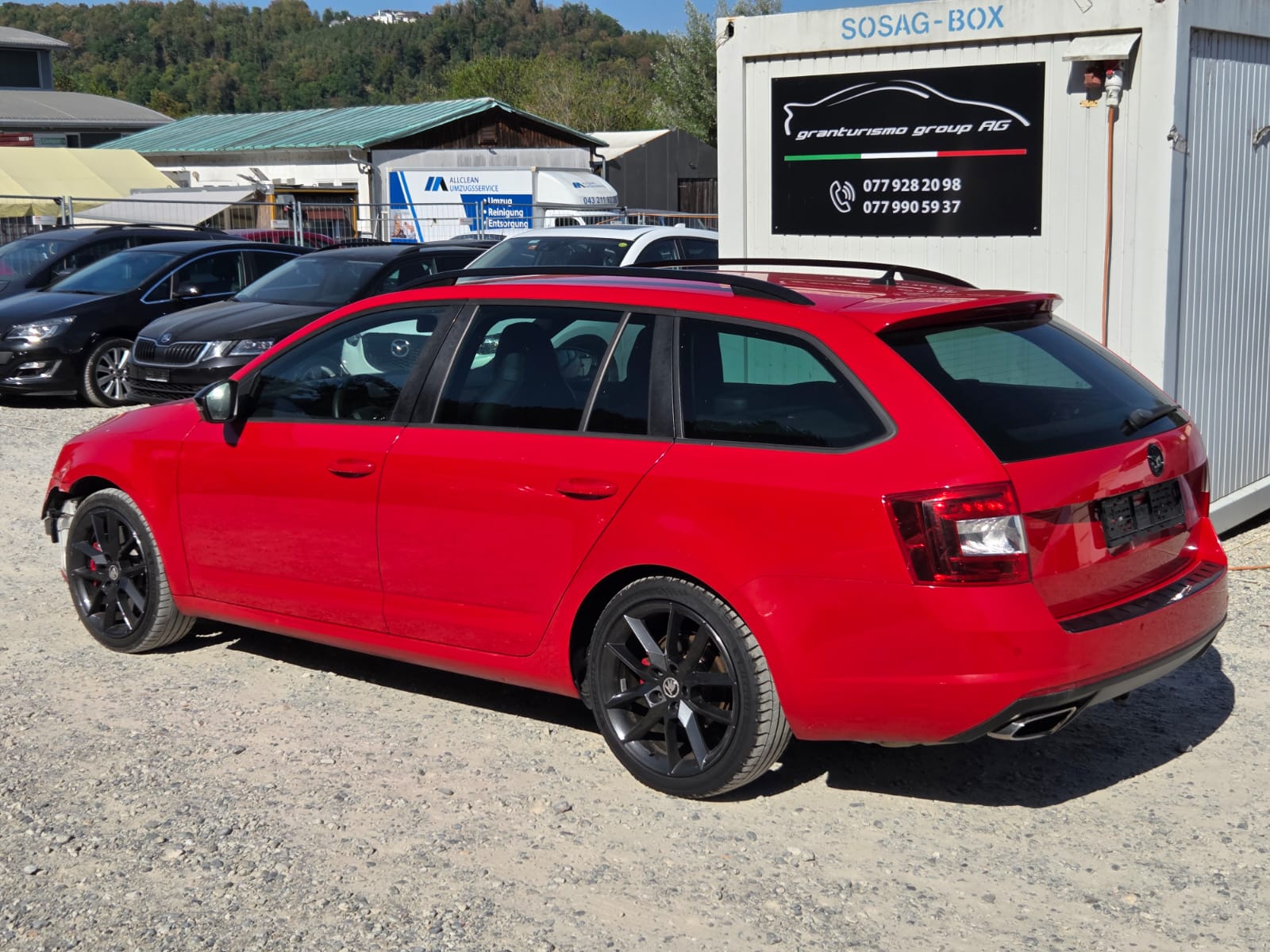 SKODA Octavia Combi 2.0 TSI RS DSG-image-8