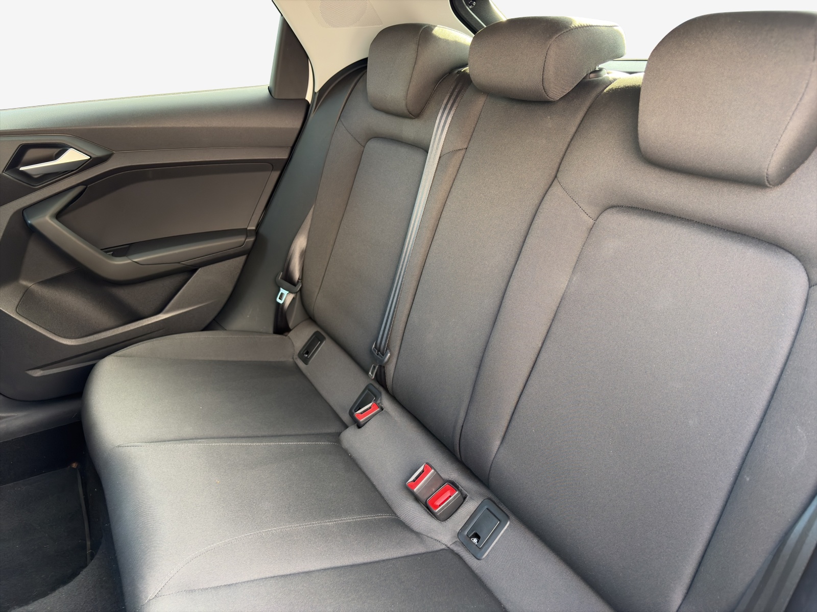 AUDI A1 Sportback 30 TFSI Attraction-image-11