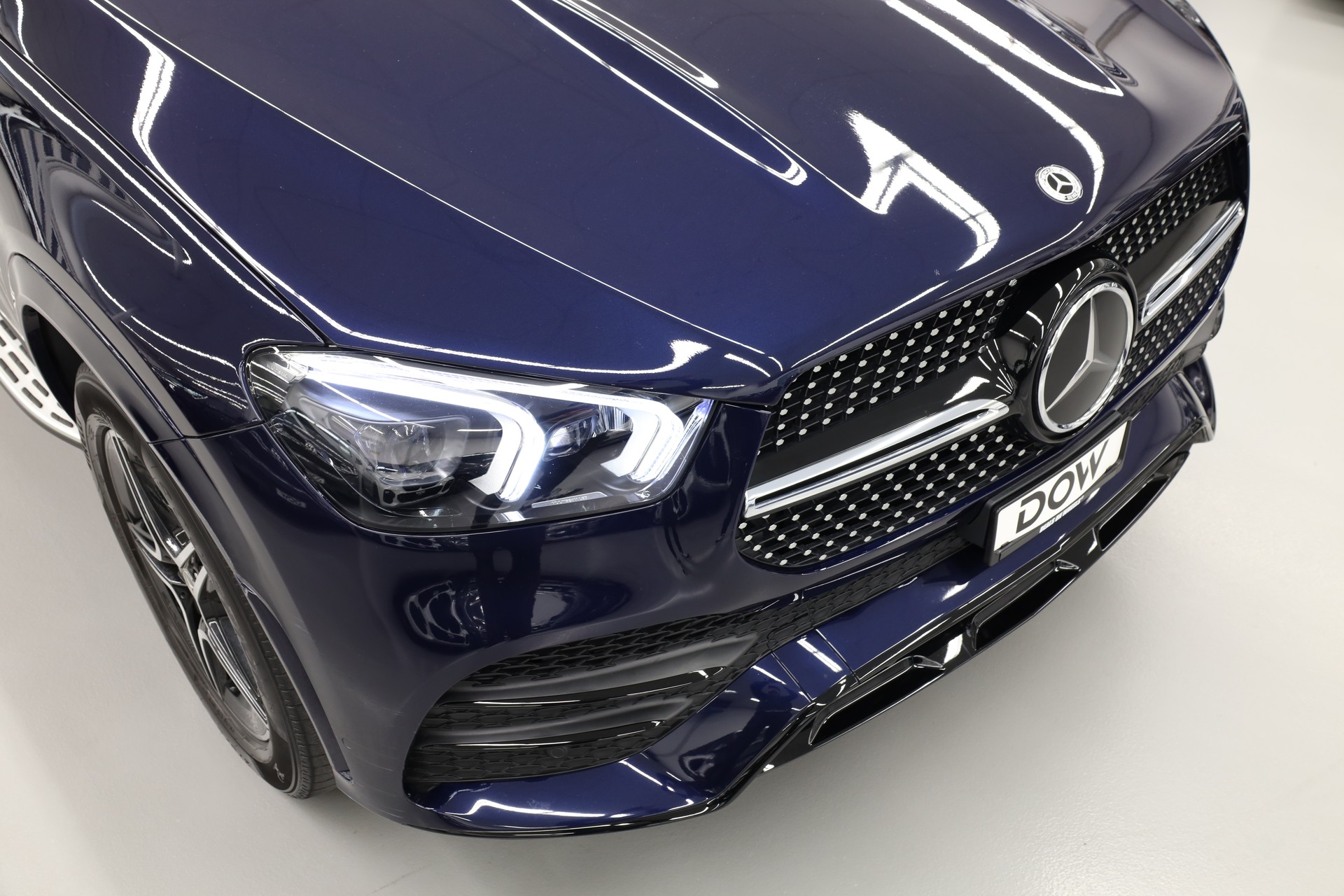 MERCEDES-BENZ GLE 350 de AMG Line 4matic-image-4