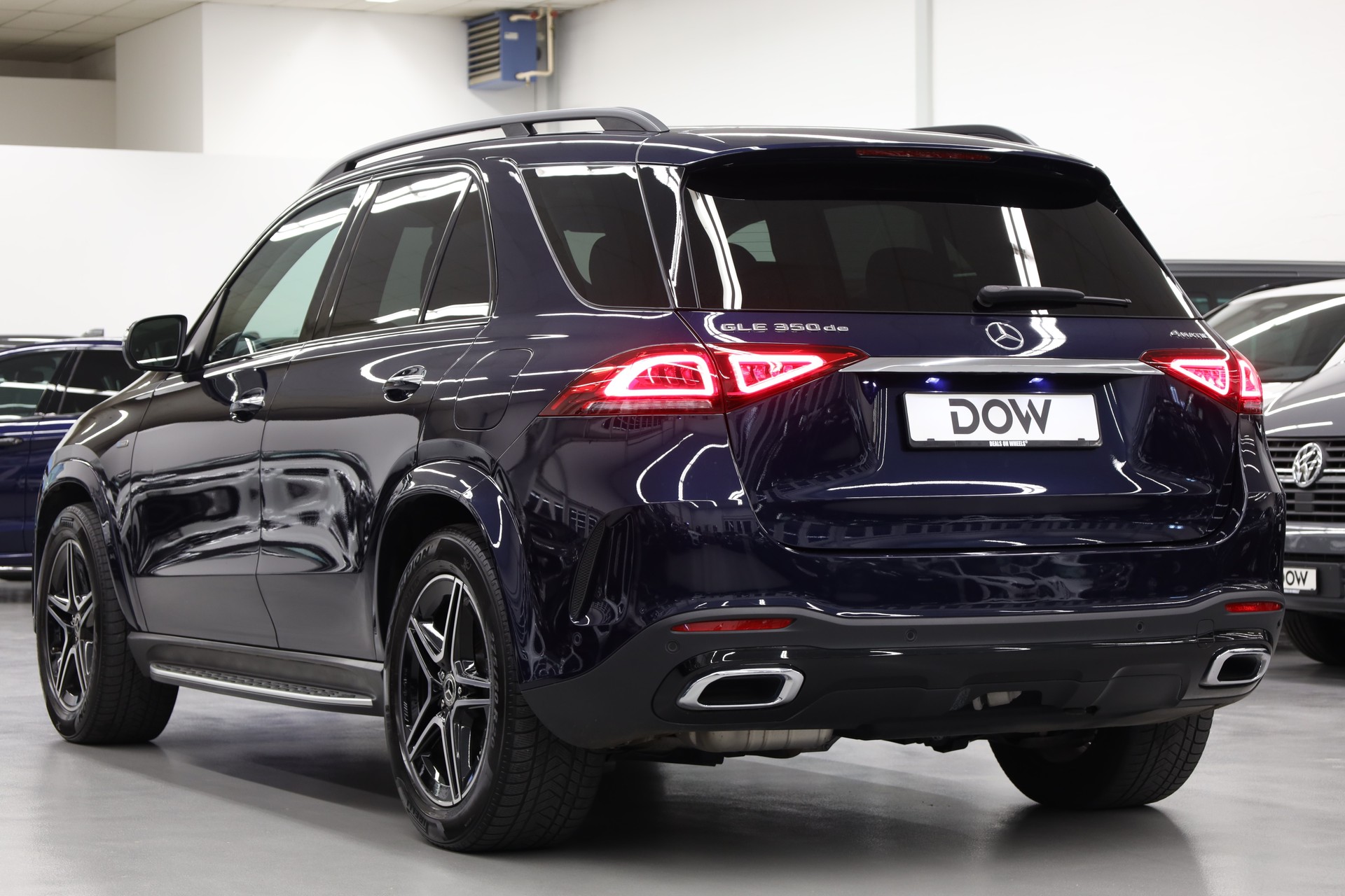 MERCEDES-BENZ GLE 350 de AMG Line 4matic-image-6