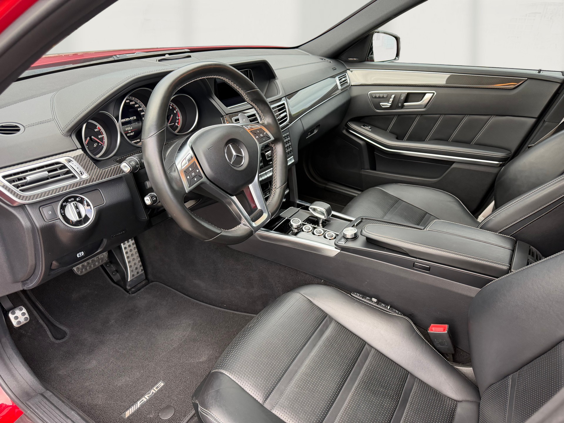 MERCEDES-BENZ E 63 AMG S 4Matic Speedshift-image-12