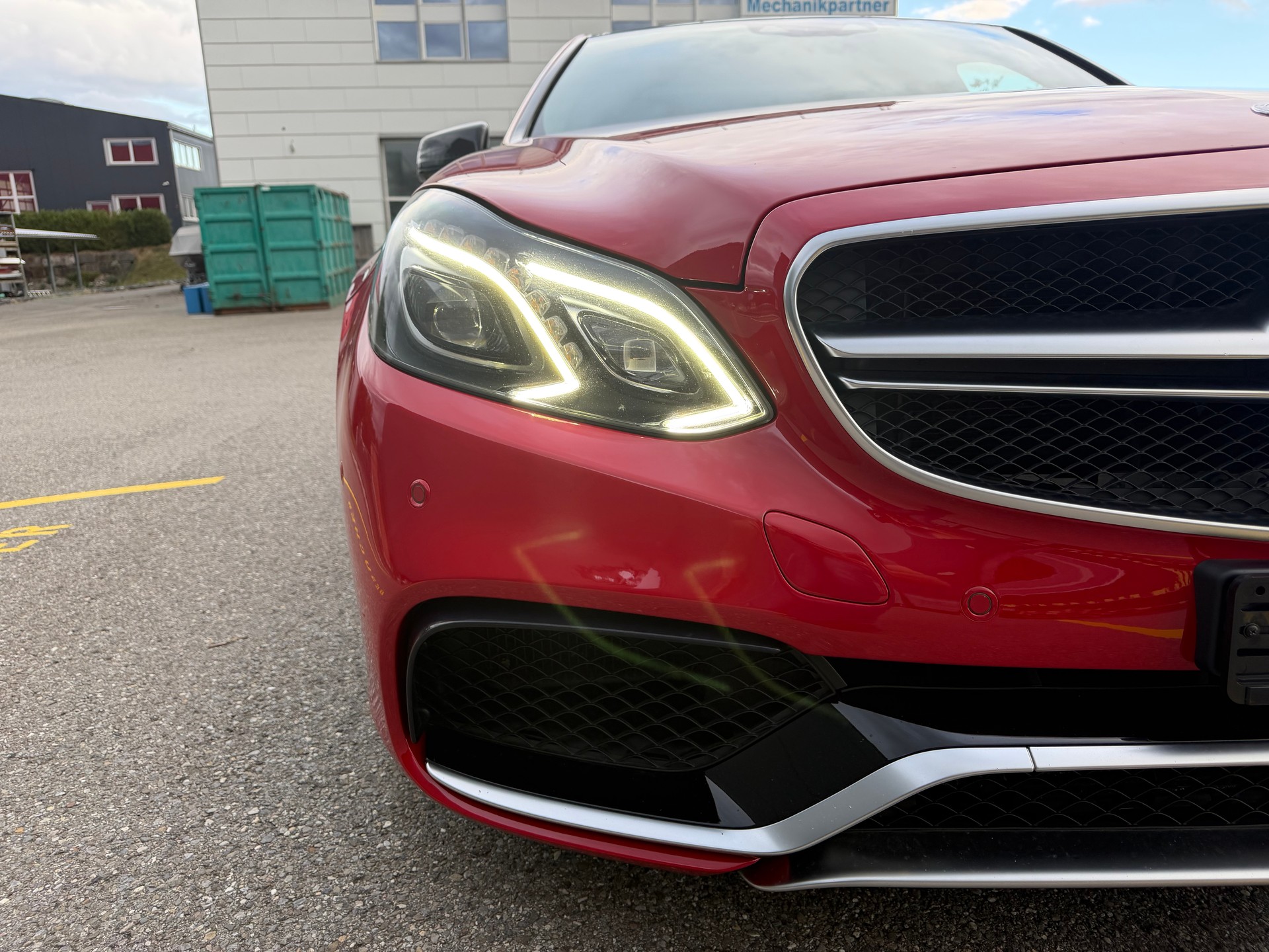 MERCEDES-BENZ E 63 AMG S 4Matic Speedshift-showroom-element-2