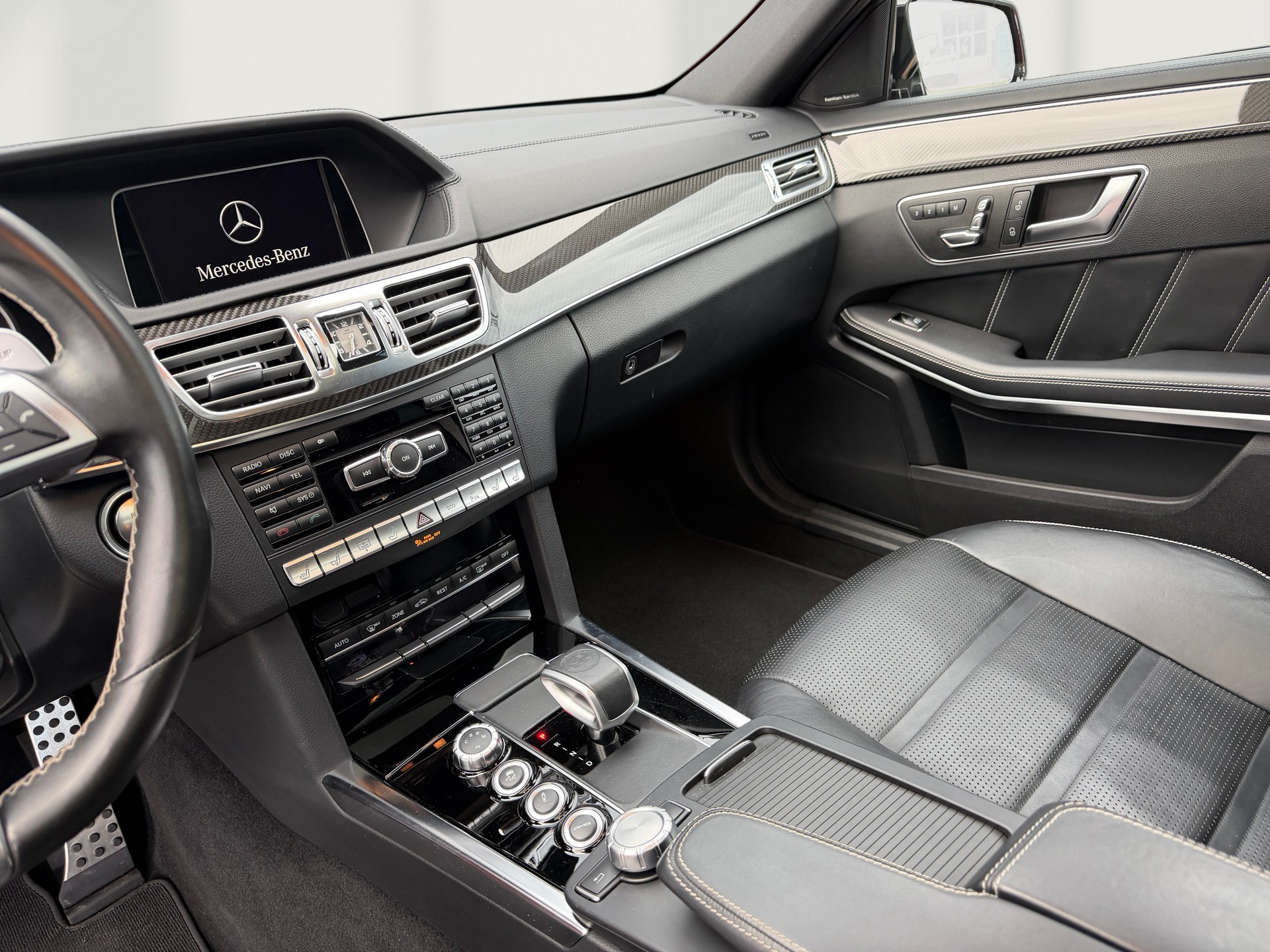 MERCEDES-BENZ E 63 AMG S 4Matic Speedshift-image-14