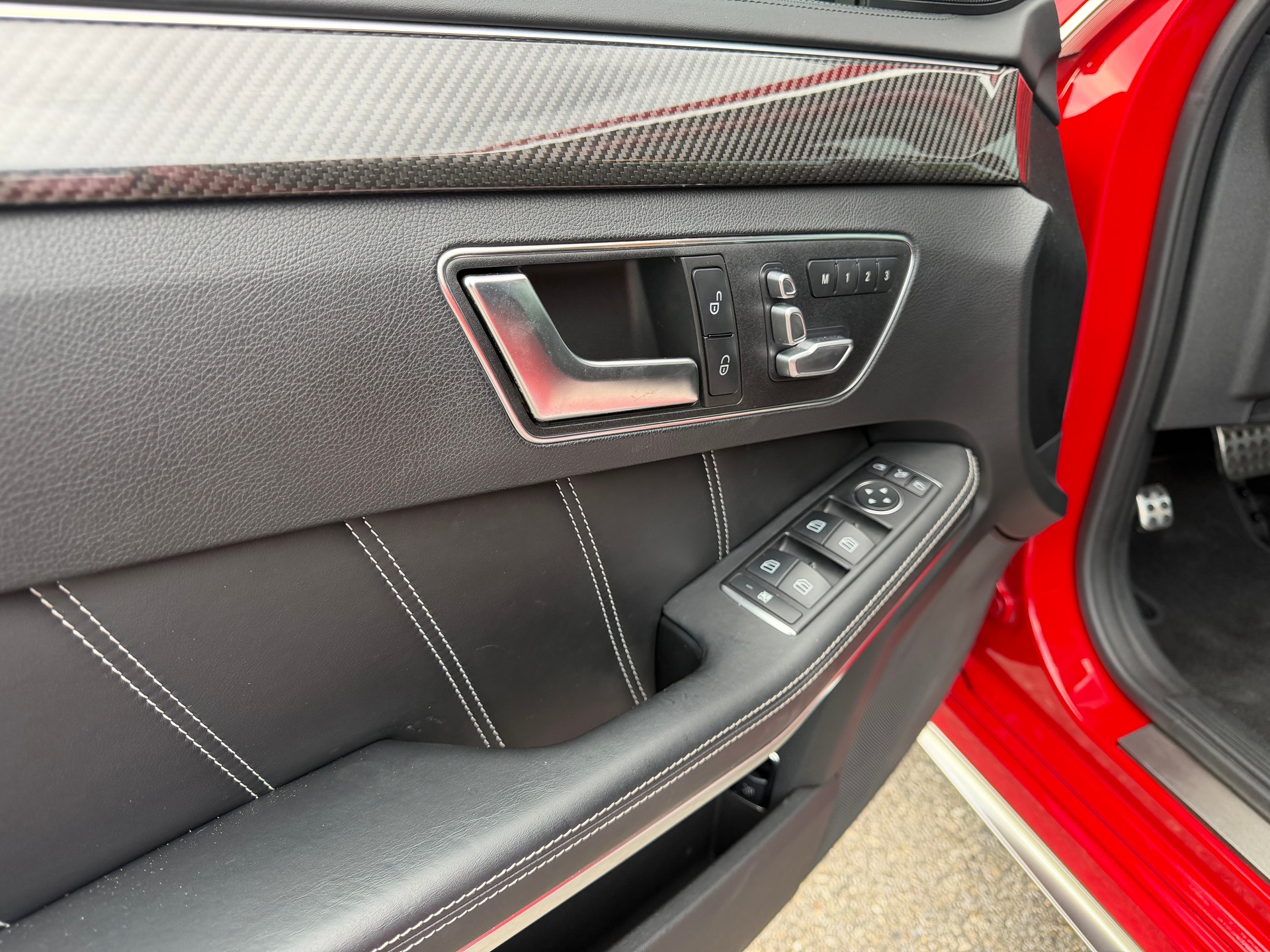 MERCEDES-BENZ E 63 AMG S 4Matic Speedshift-image-11