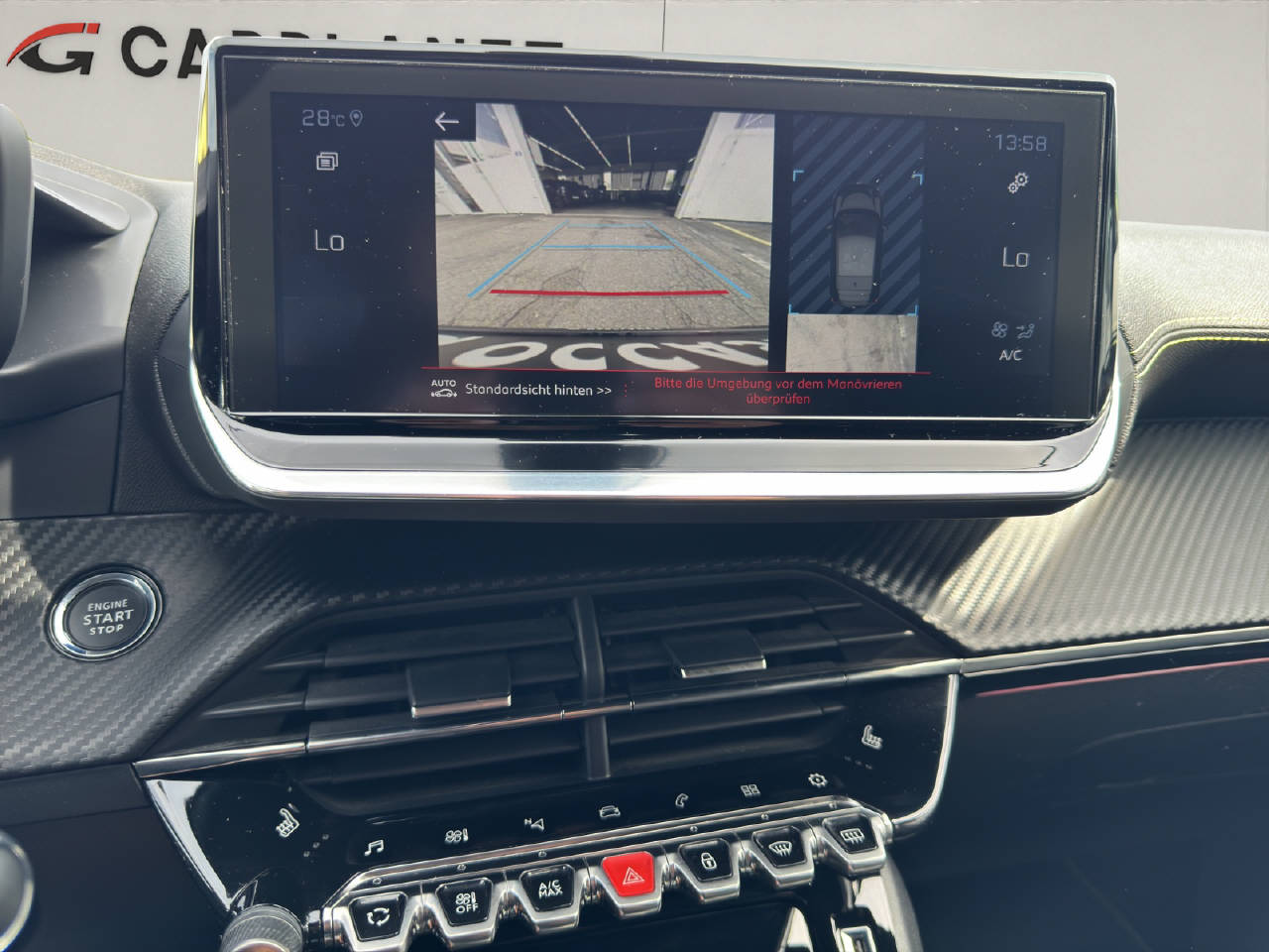 PEUGEOT 208 1.2 PureTech 130 GT Line-image-11