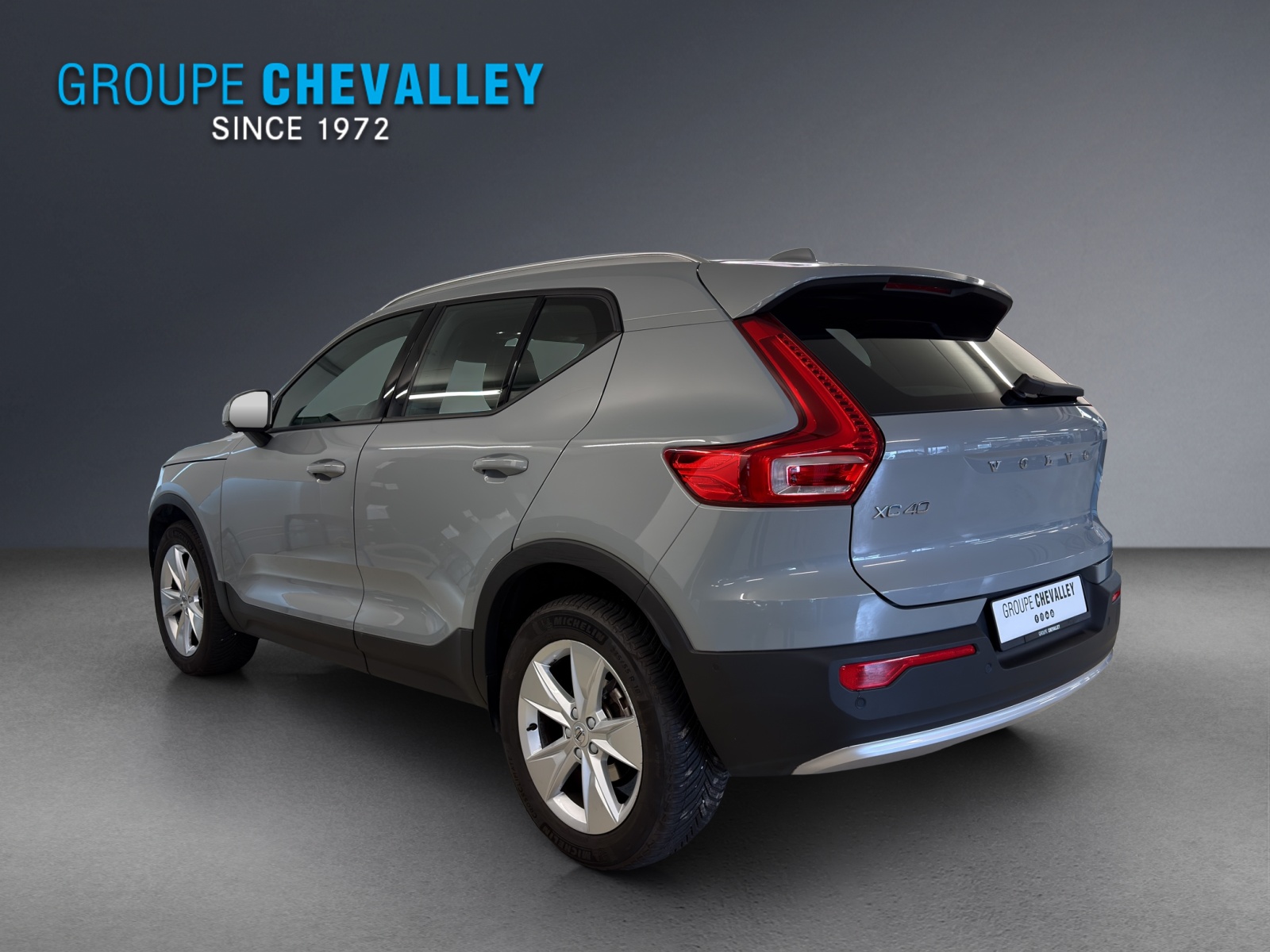 VOLVO XC40 T2 Core Geartronic-showroom-element-3