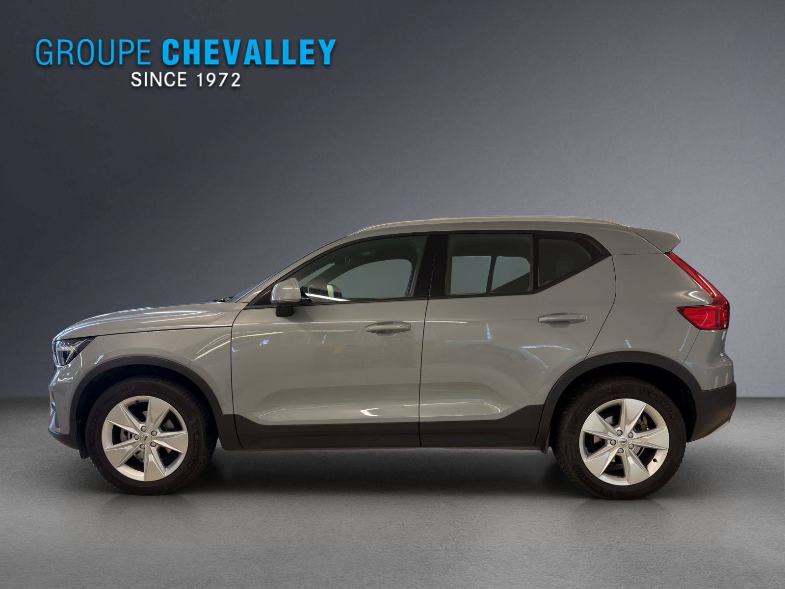 VOLVO XC40 T2 Core Geartronic-showroom-element-2