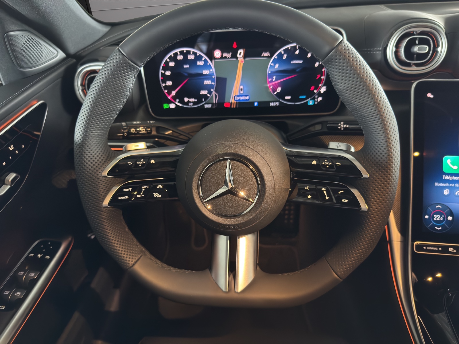 MERCEDES-BENZ C 300 T 4 Matic-image-11