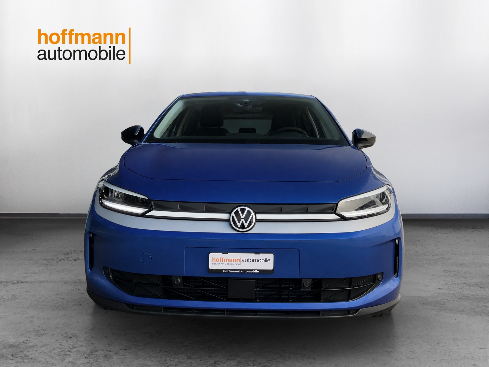 VW ID.Polo 52 kWh Life Edition One-showroom-element-1