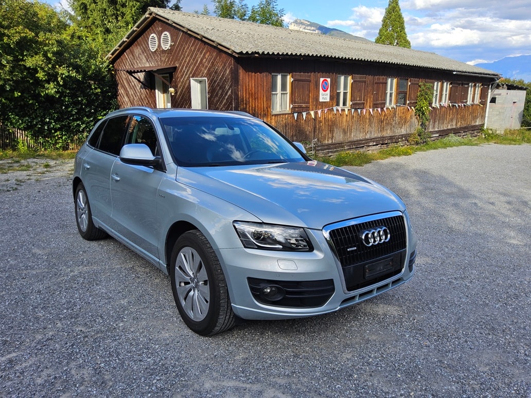 AUDI Q5 2.0 TFSI hybrid quattro tiptronic