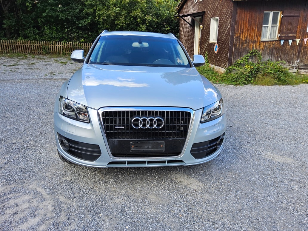 AUDI Q5 2.0 TFSI hybrid quattro tiptronic-image-2