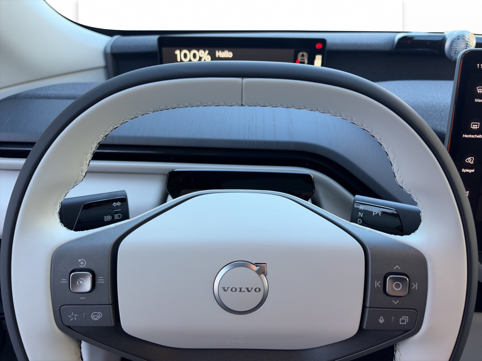 VOLVO EX60 Twin Ultra AWD-image-10
