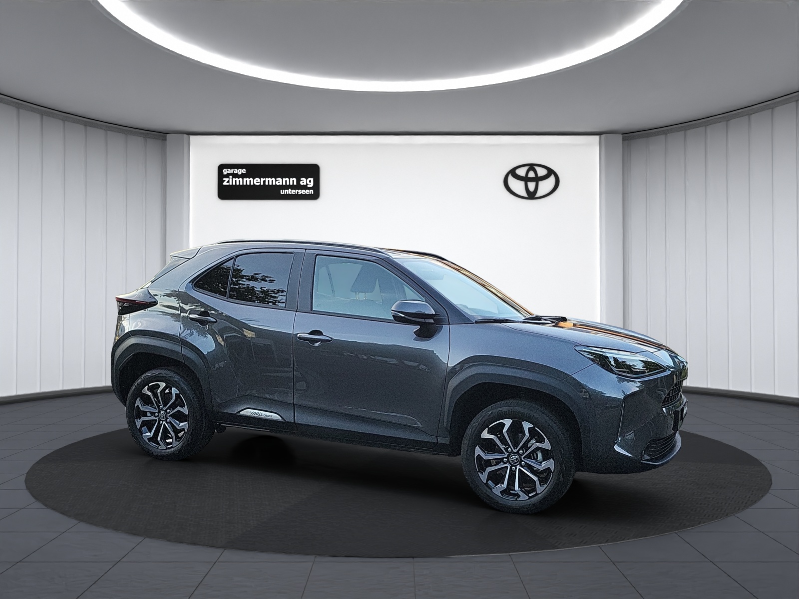 TOYOTA Yaris Cross 1.5 VVT-i HSD Trend AWD-showroom-element-3