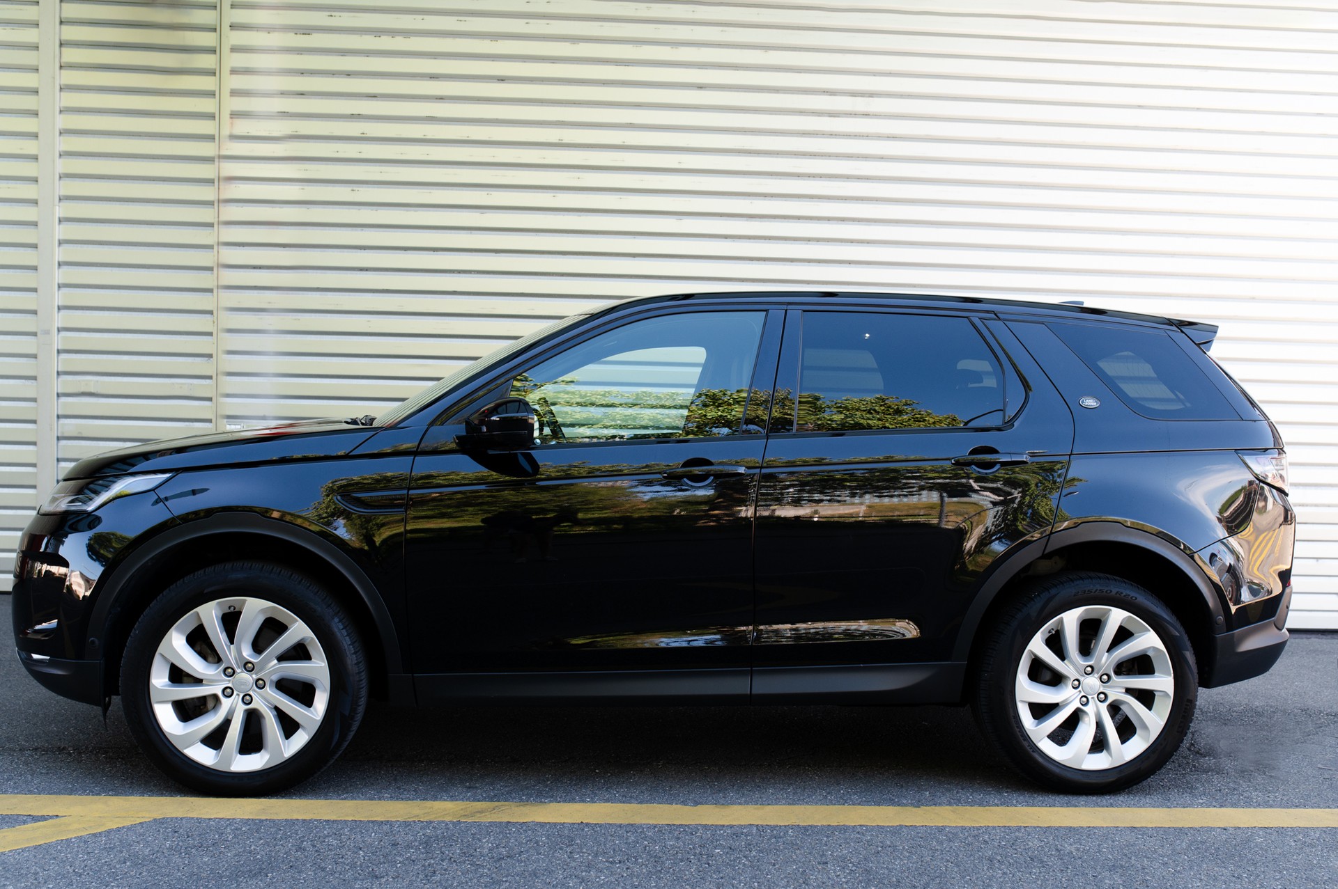 LAND ROVER DISCOVERY SPORT P250 SE-image-1