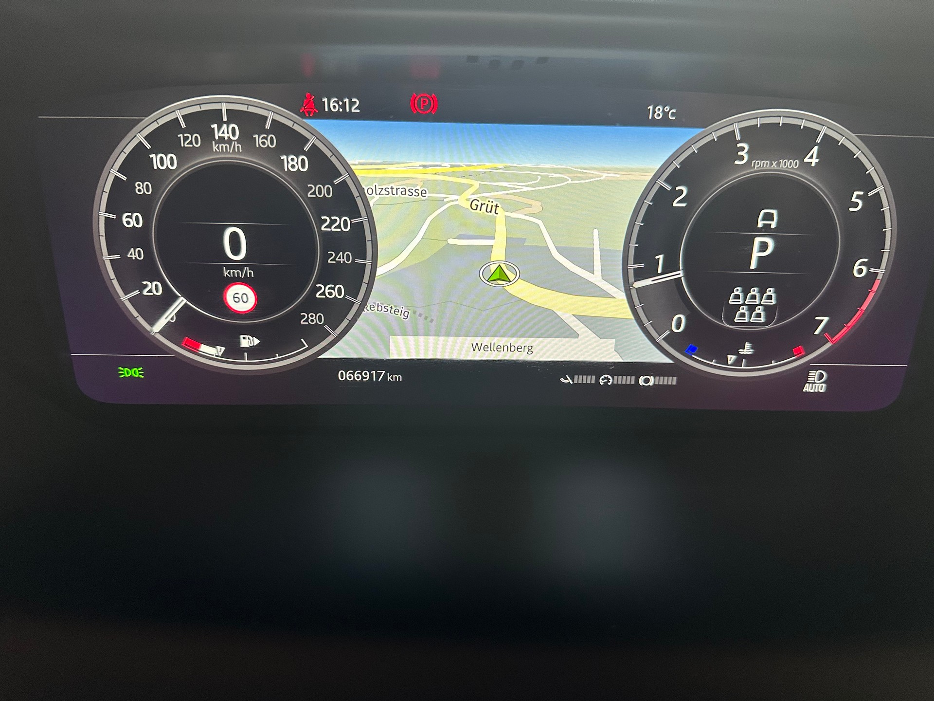 LAND ROVER DISCOVERY SPORT P250 SE-image-12