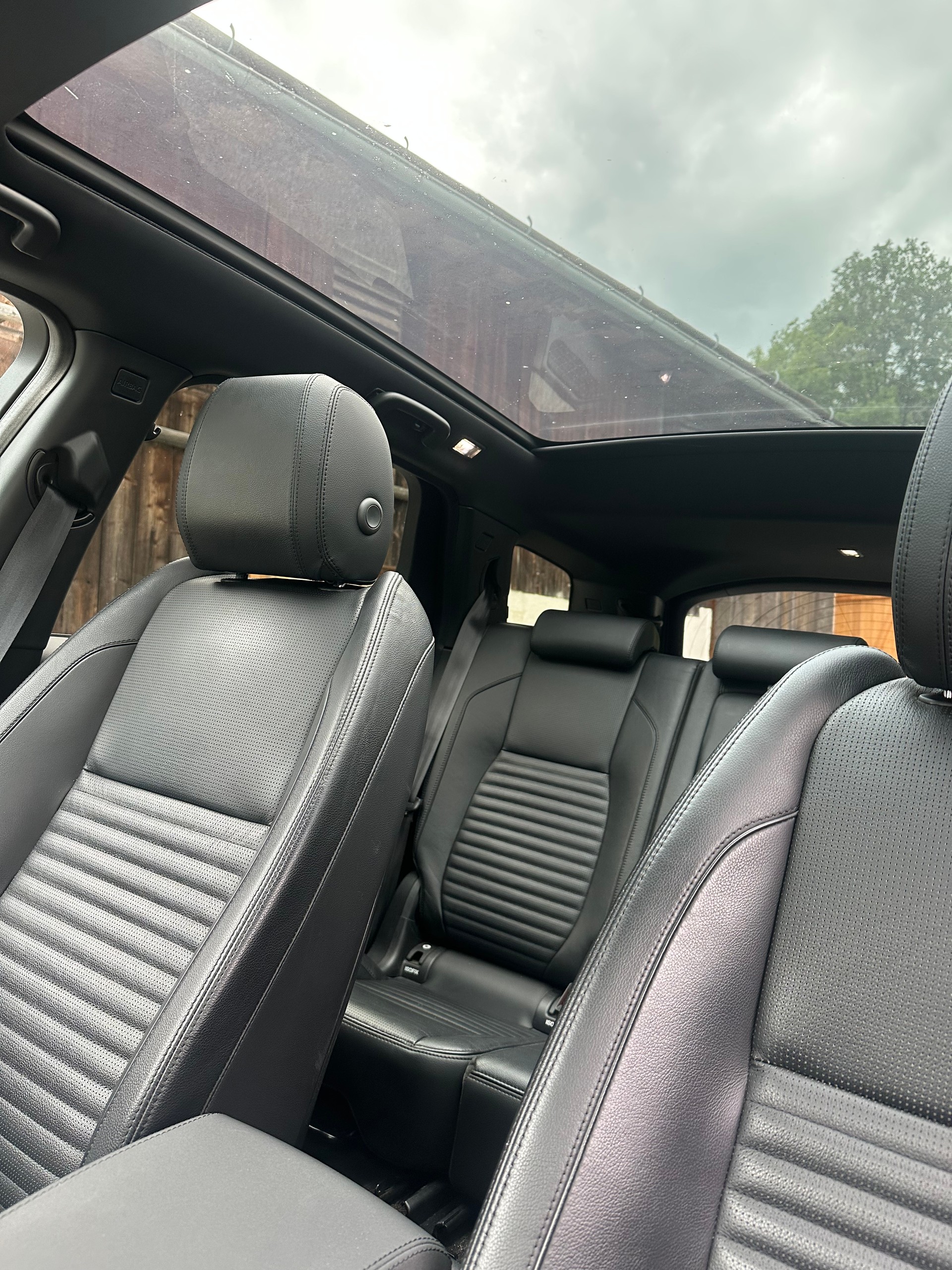 LAND ROVER DISCOVERY SPORT P250 SE-image-9