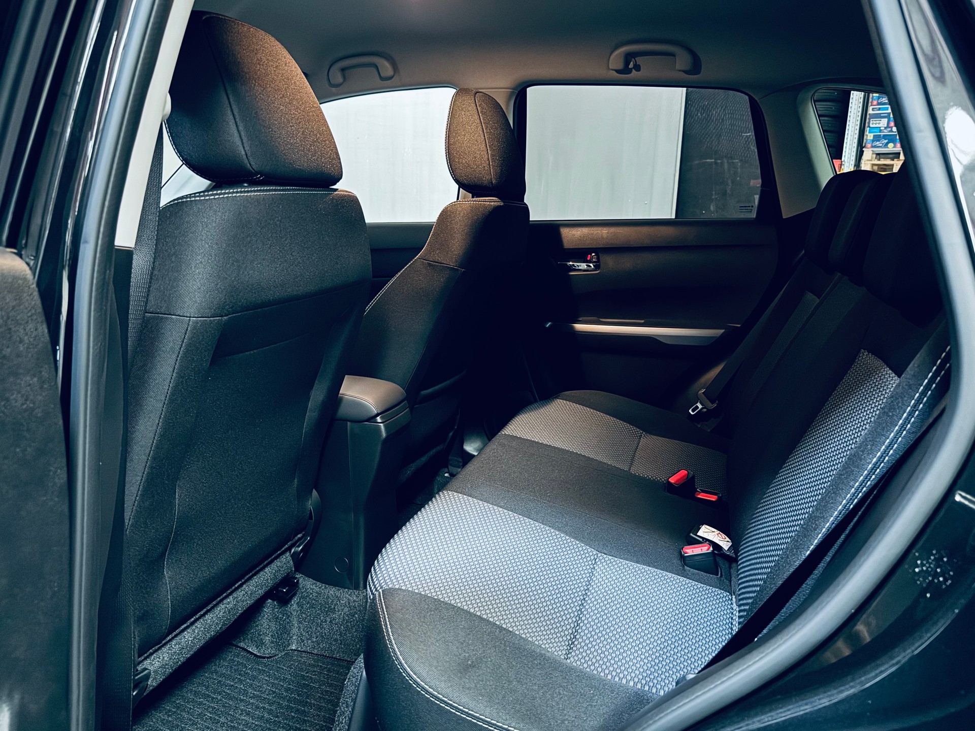 SUZUKI Vitara 1.4 Boosterjet Compact + 4x4 Hybrid-image-13
