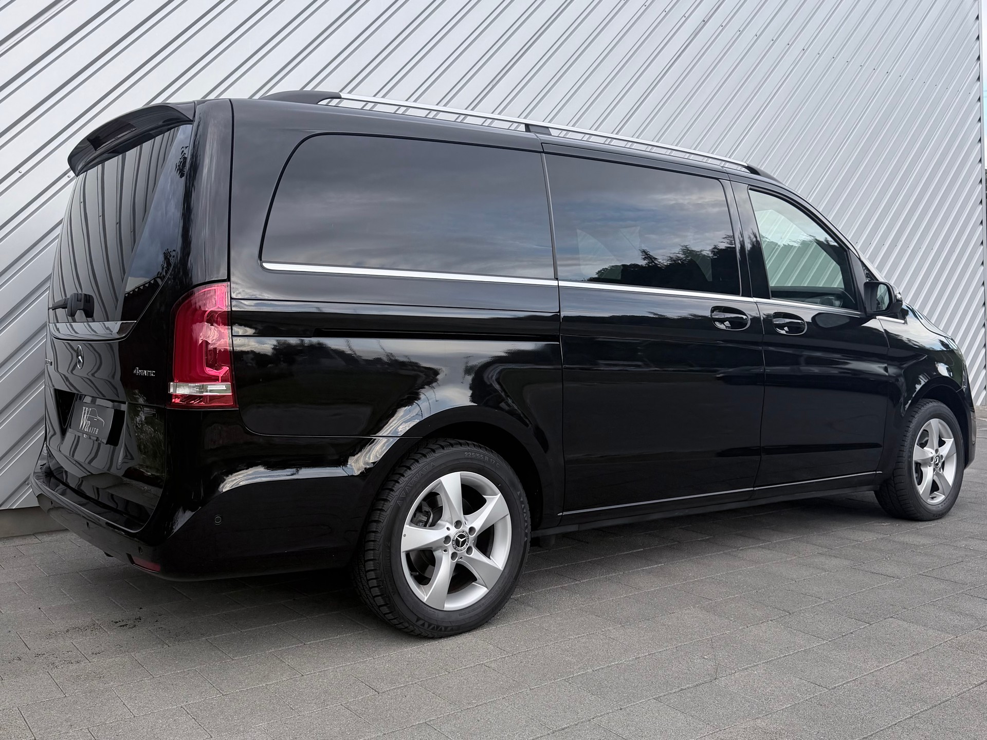 MERCEDES-BENZ V 250 d lang Avantgarde 4Matic G-Tronic-showroom-element-3