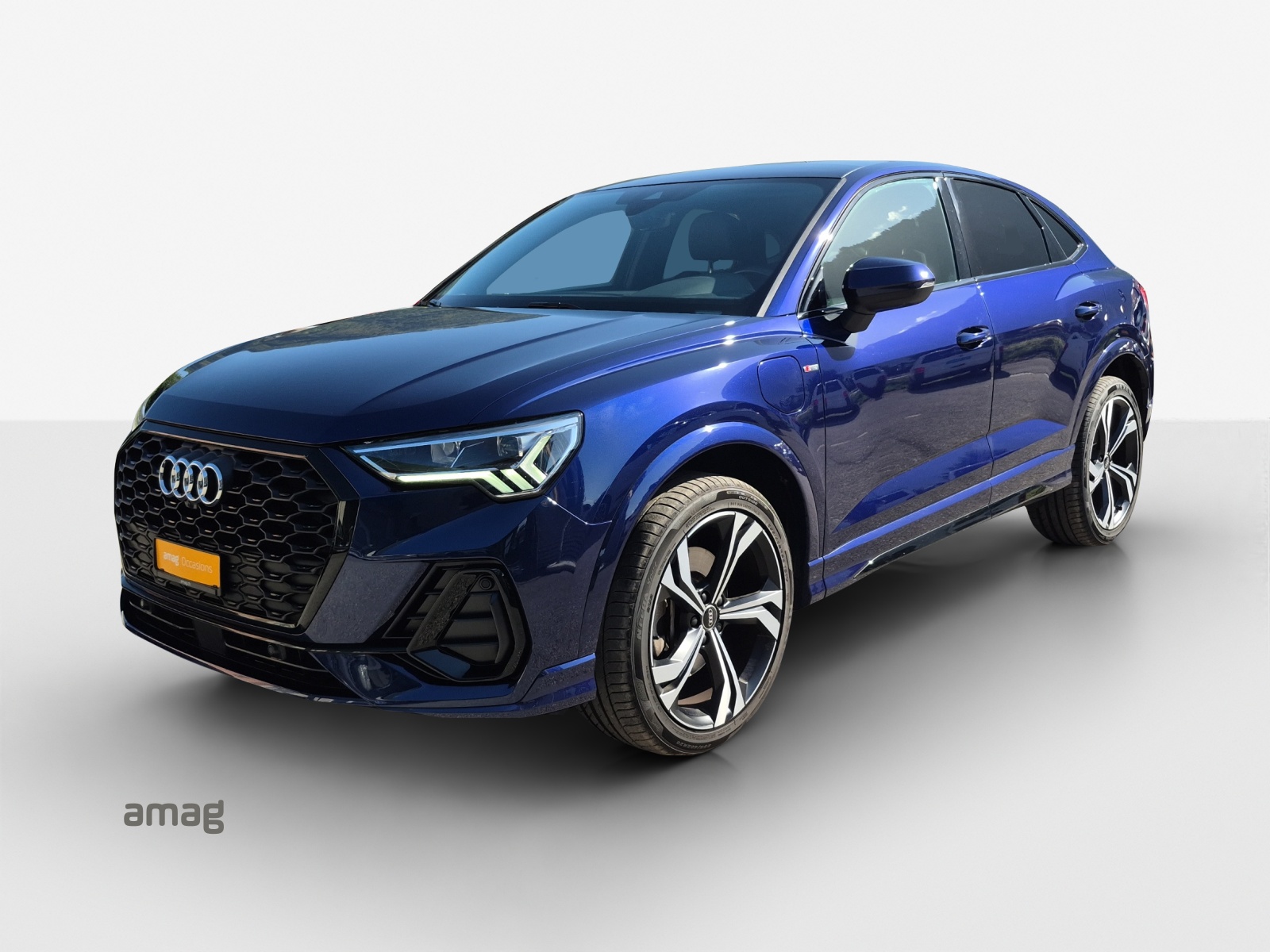 AUDI Q3 Sportback 45 TFSI e S line S-tronic-image-0