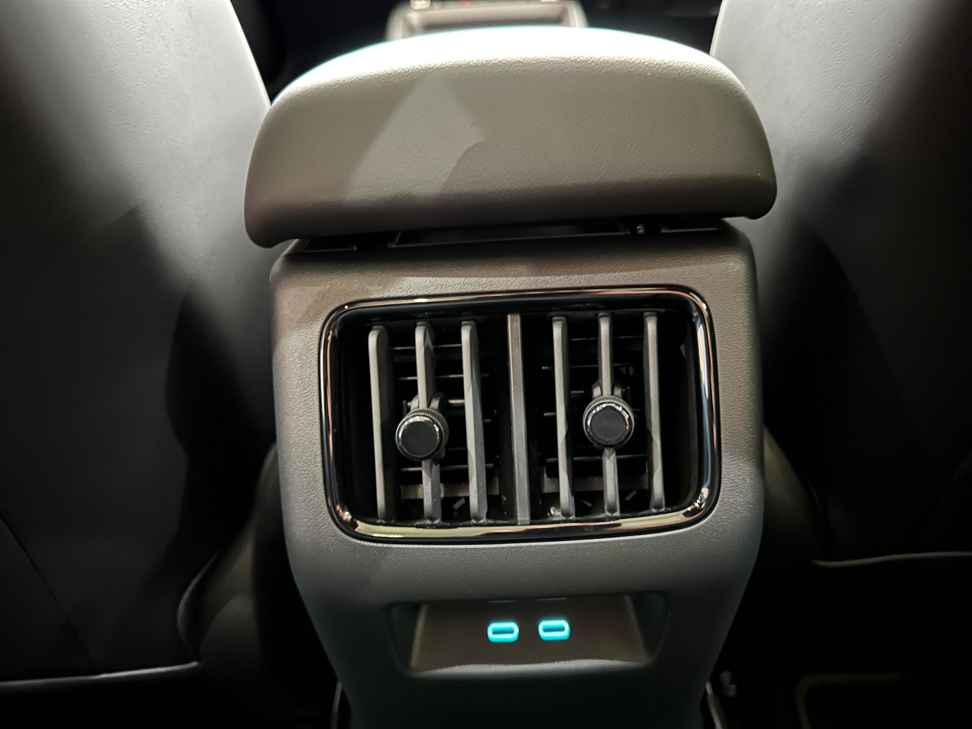 BYD Dolphin G DM-i Comfort-image-21