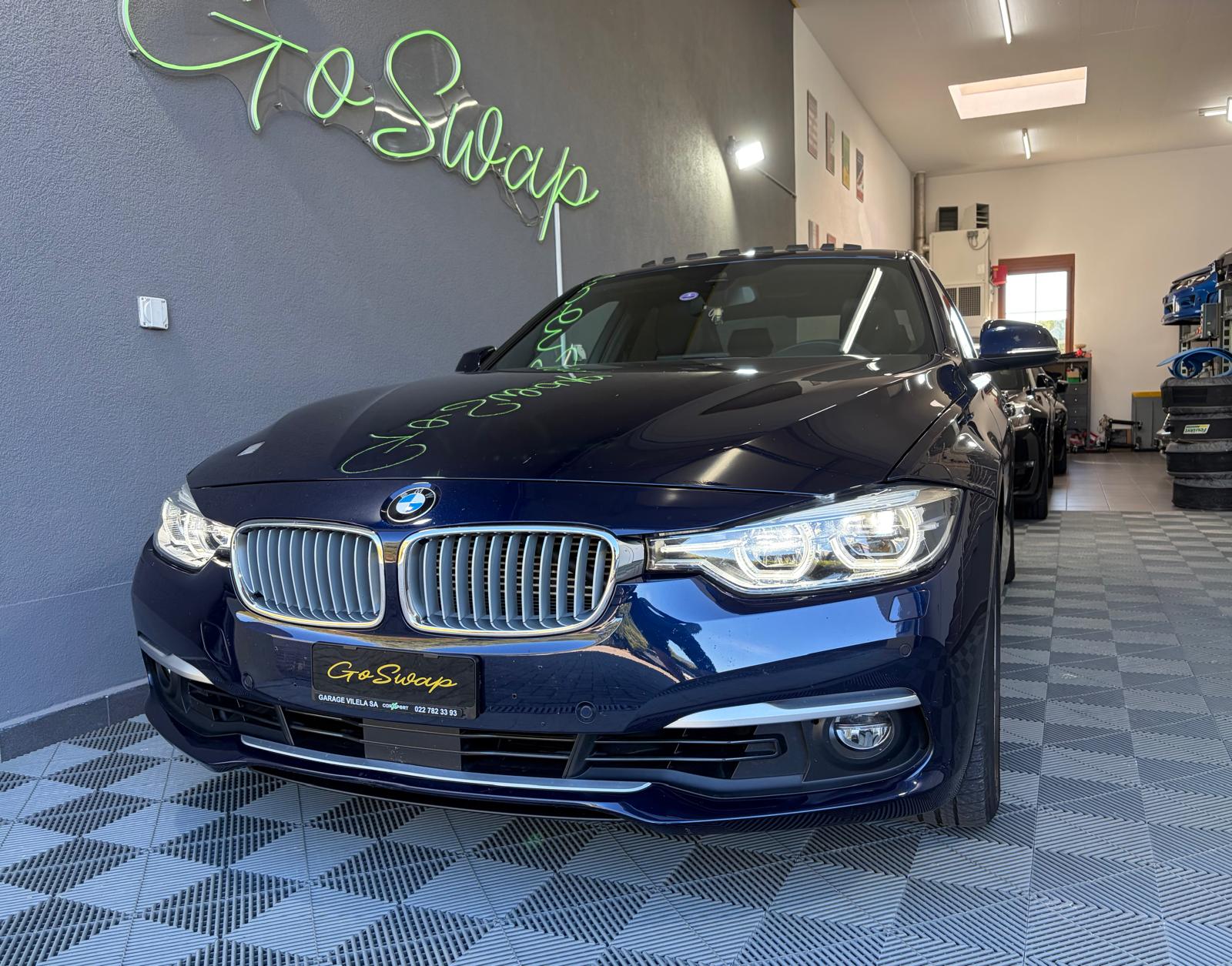 BMW 330e iPerformance Luxury Line Steptronic - Toit ouvrant - Caméra de recul - Régulateur de vitesse-showroom-element-2