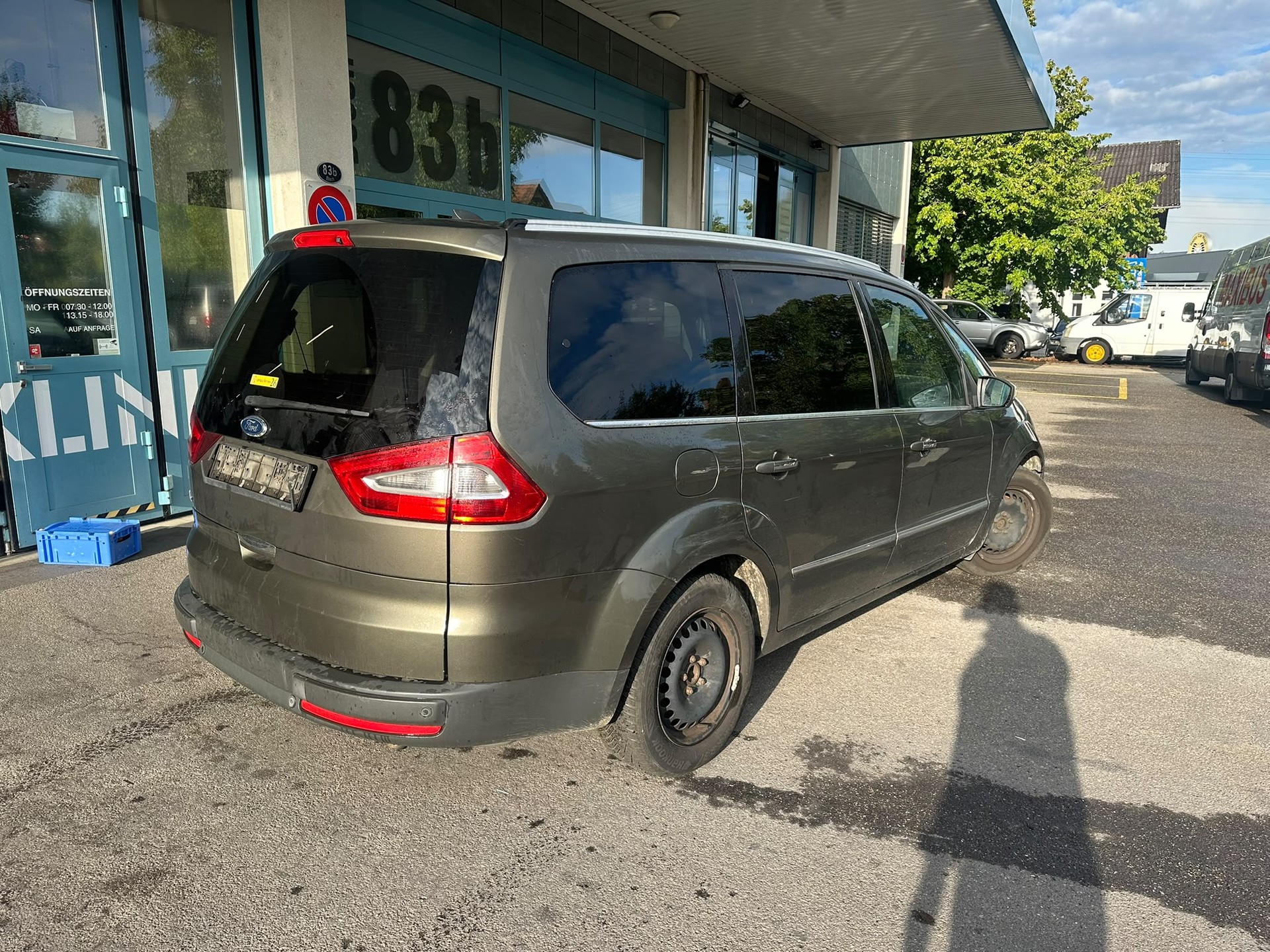 FORD Galaxy 2.2 TDCi Ghia-image-5