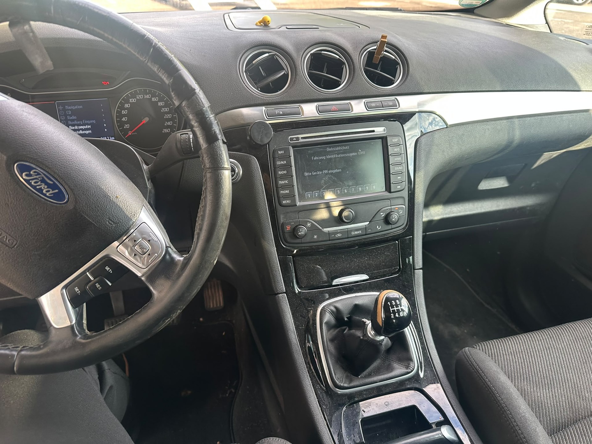 FORD Galaxy 2.2 TDCi Ghia-image-14