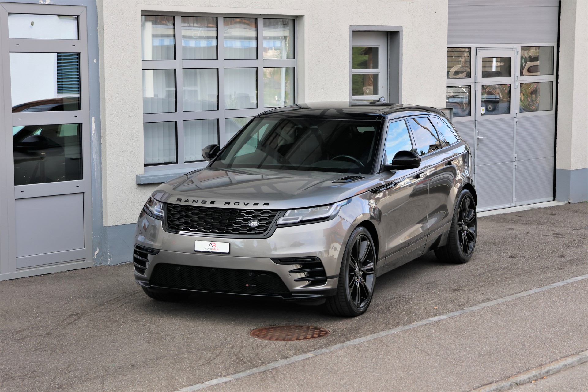 LAND ROVER Range Rover Velar R-Dynamic P 400 HSE Automatic (CH) + 2.5T AHK