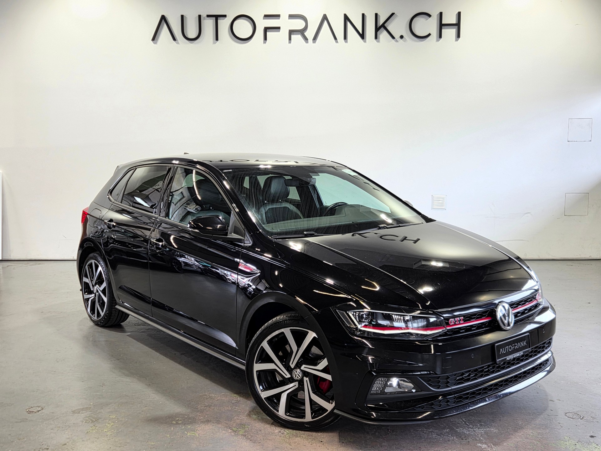VW Polo 2.0 TSI GTI DSG-image-18