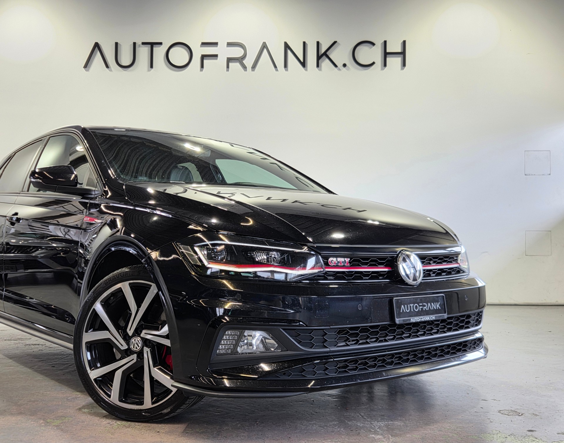 VW Polo 2.0 TSI GTI DSG-image-7