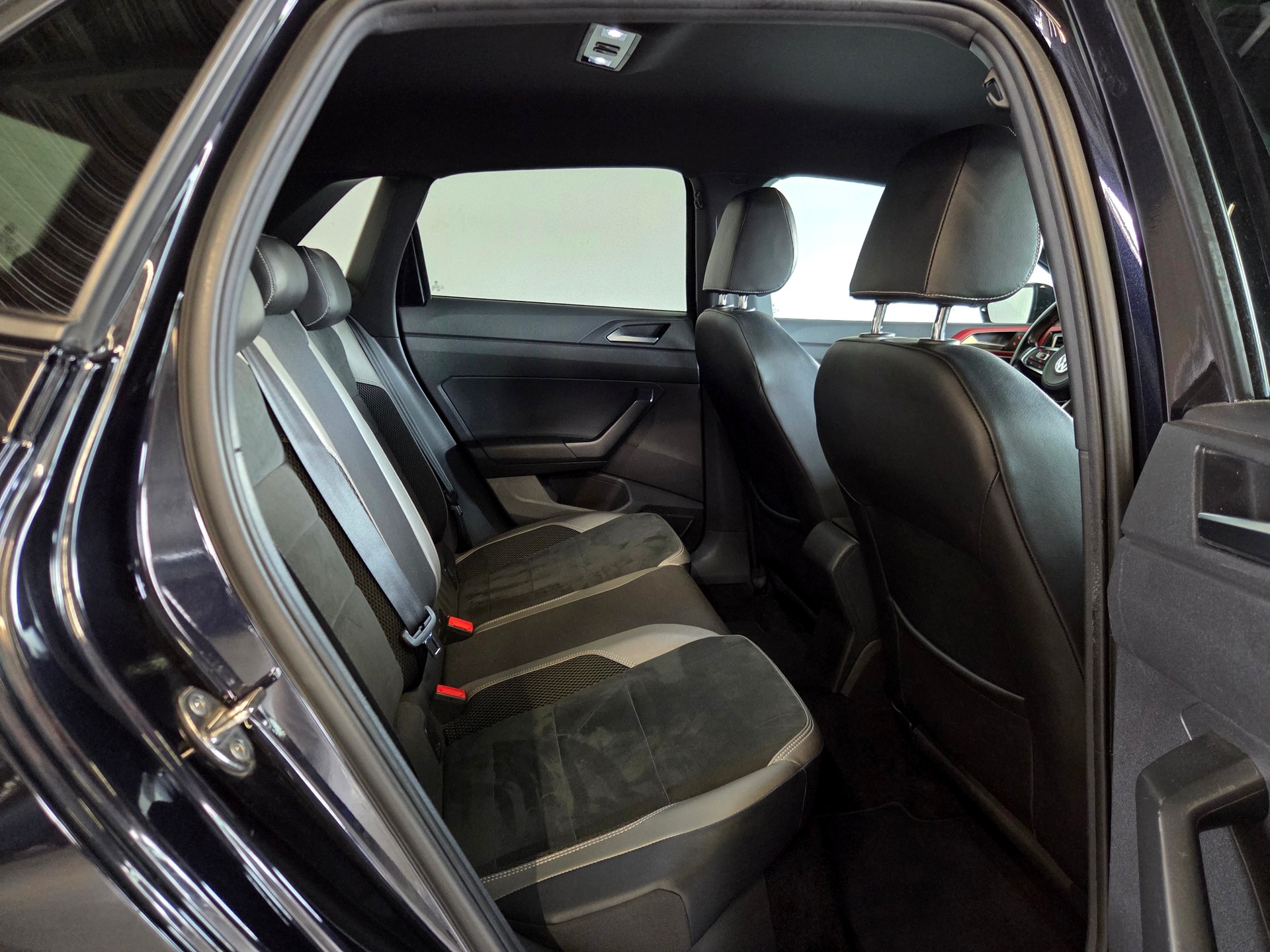 VW Polo 2.0 TSI GTI DSG-image-20