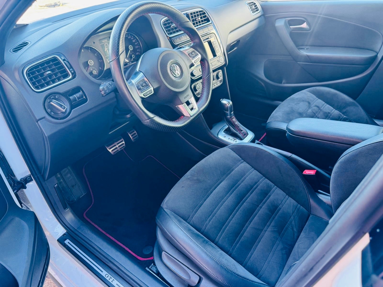 VW Polo 1.4 TSI GTI DSG-image-7