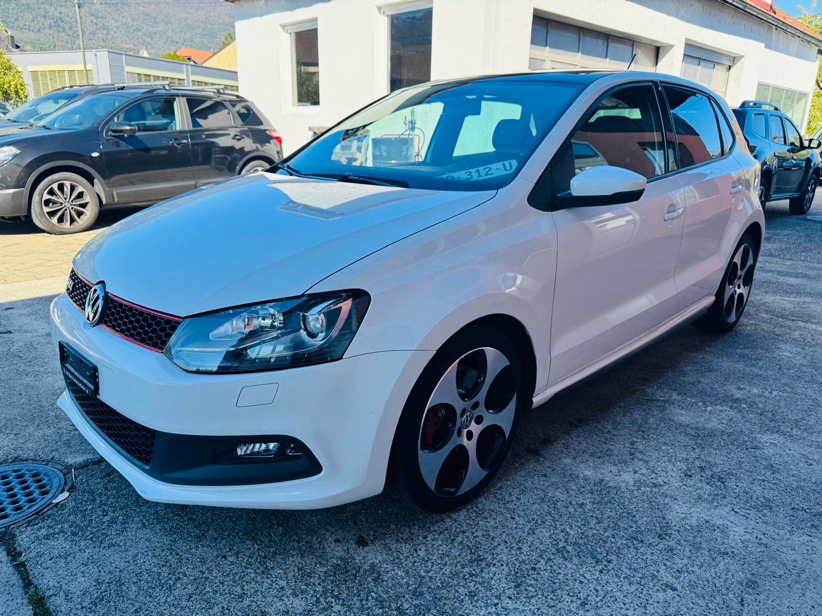 VW Polo 1.4 TSI GTI DSG-image-2