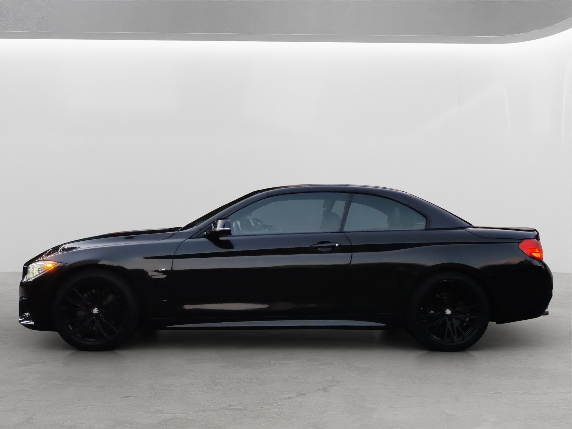 BMW 425d Cabriolet Sport Line Steptronic-showroom-element-2