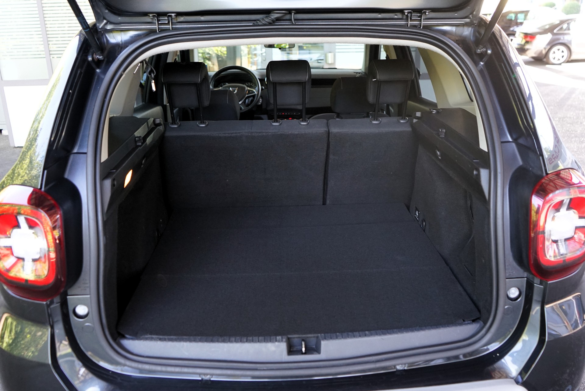 DACIA Duster SCe 115 Prestige 4x4-image-7